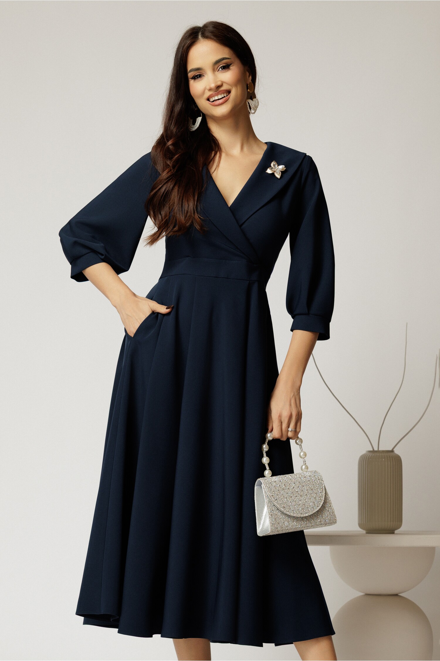 Rochie Office Bleumarin cu Rever - Eleganță Profesională