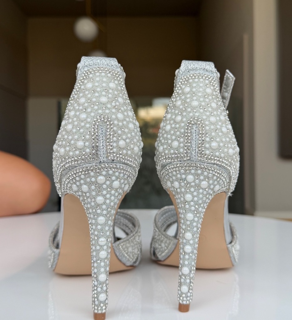 Sandale cu Toc Petyr Argintii – Eleganță și Stil - imagine 4