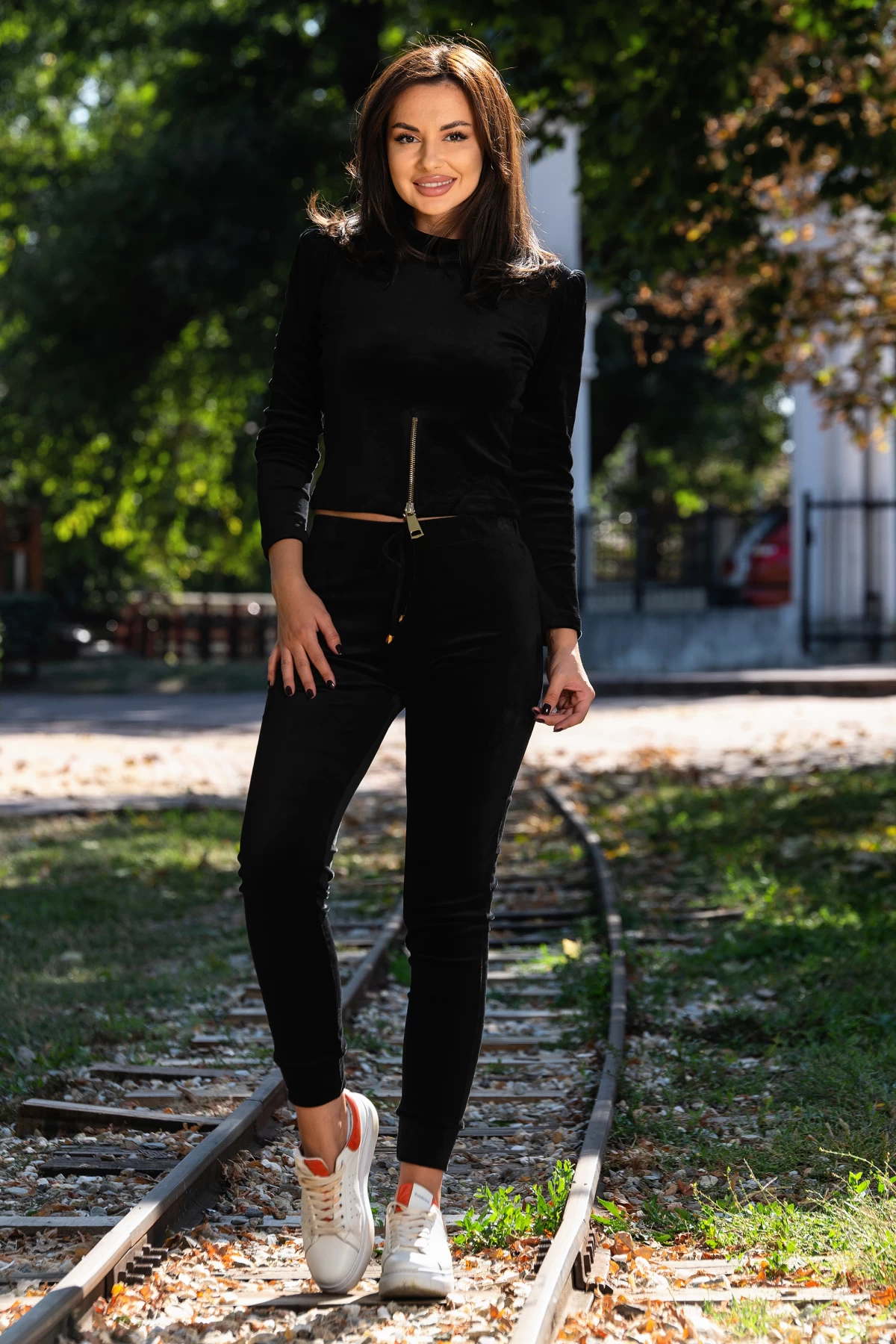 Trening Catifea Negru Inpuff - Elegant Confortabil