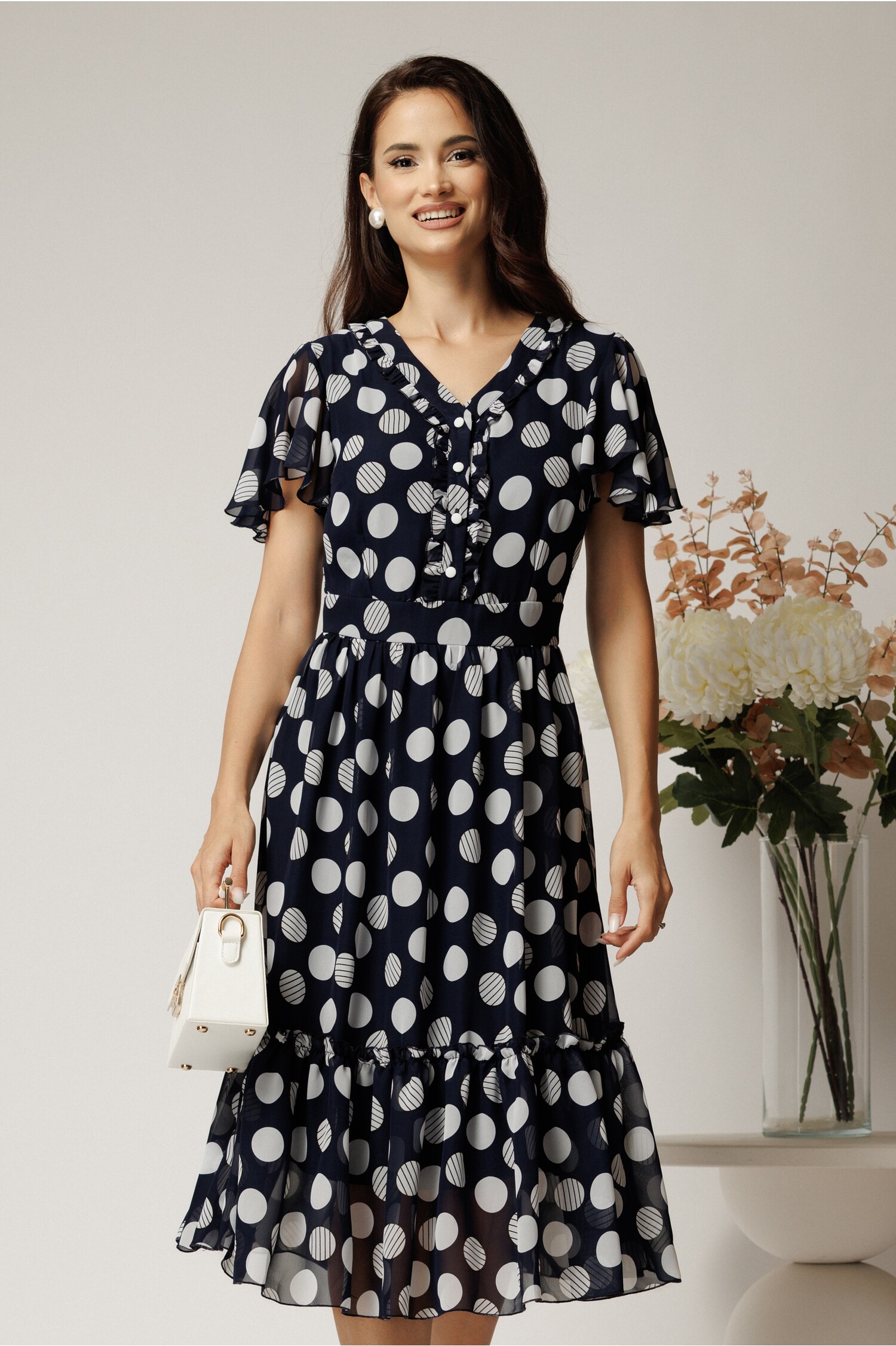 Rochie midi bleumarin cu buline pentru cununie civilă