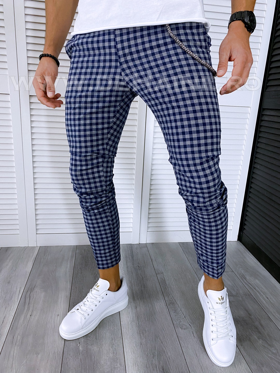 Pantaloni barbati bleumarin carouri 100% bumbac casual